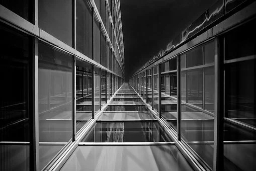 Sklo v modernej architektúre 